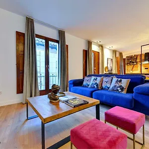 https://azotea-de-la-catedral.besthotelstoledo.com
